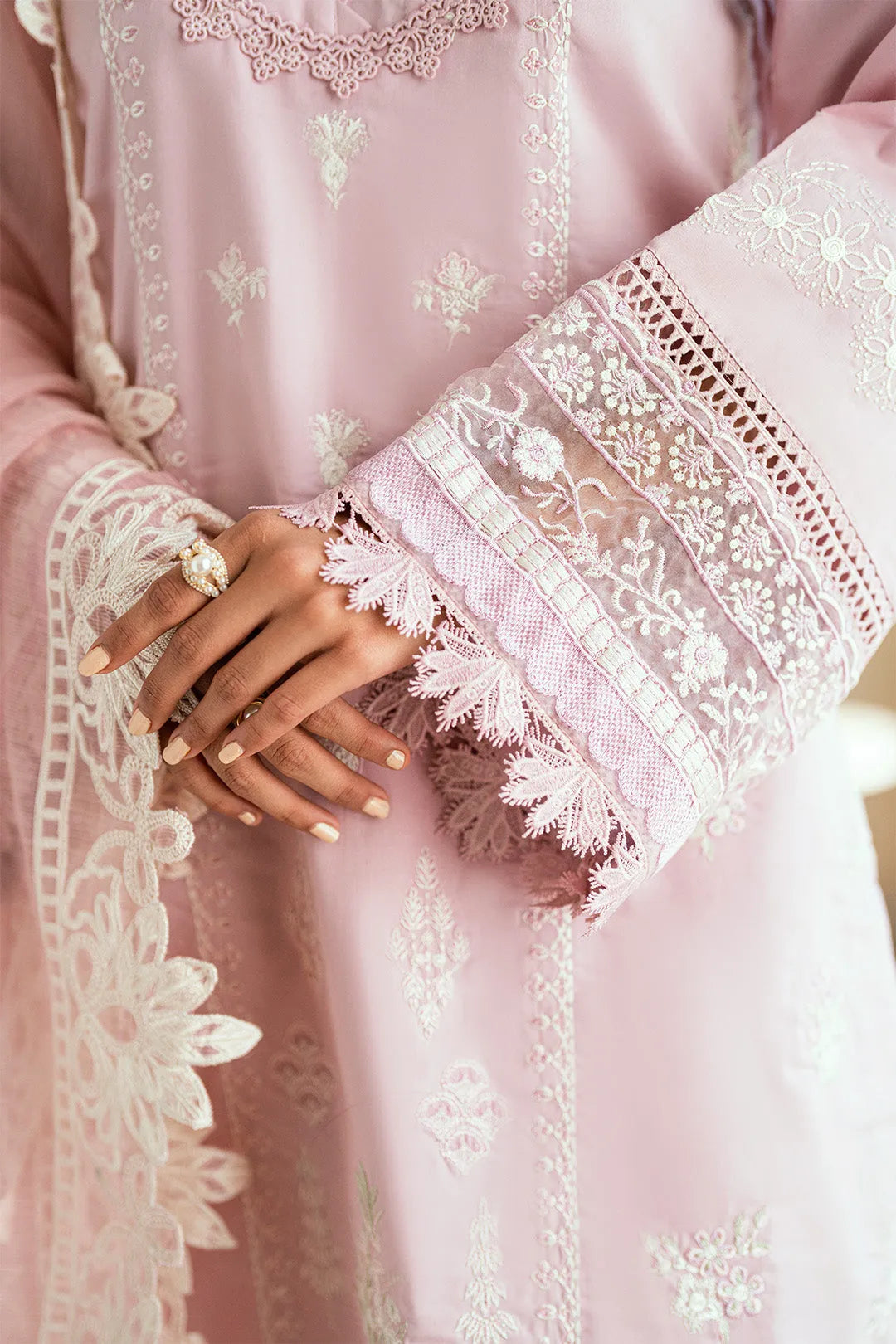 SIDRA FAHAD ANAYA LAWN D-01