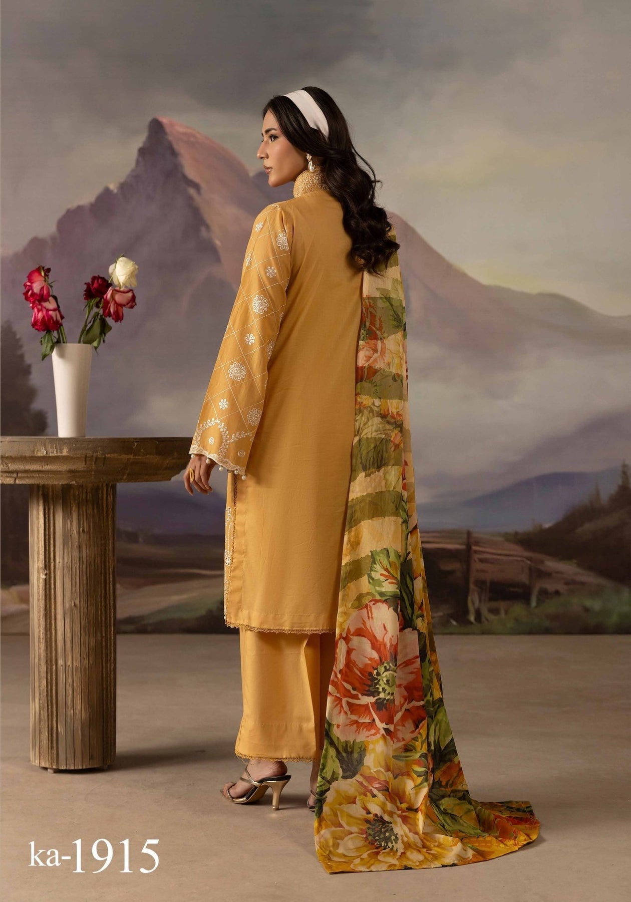 KHOOBSURAT BY NUR KA-1915