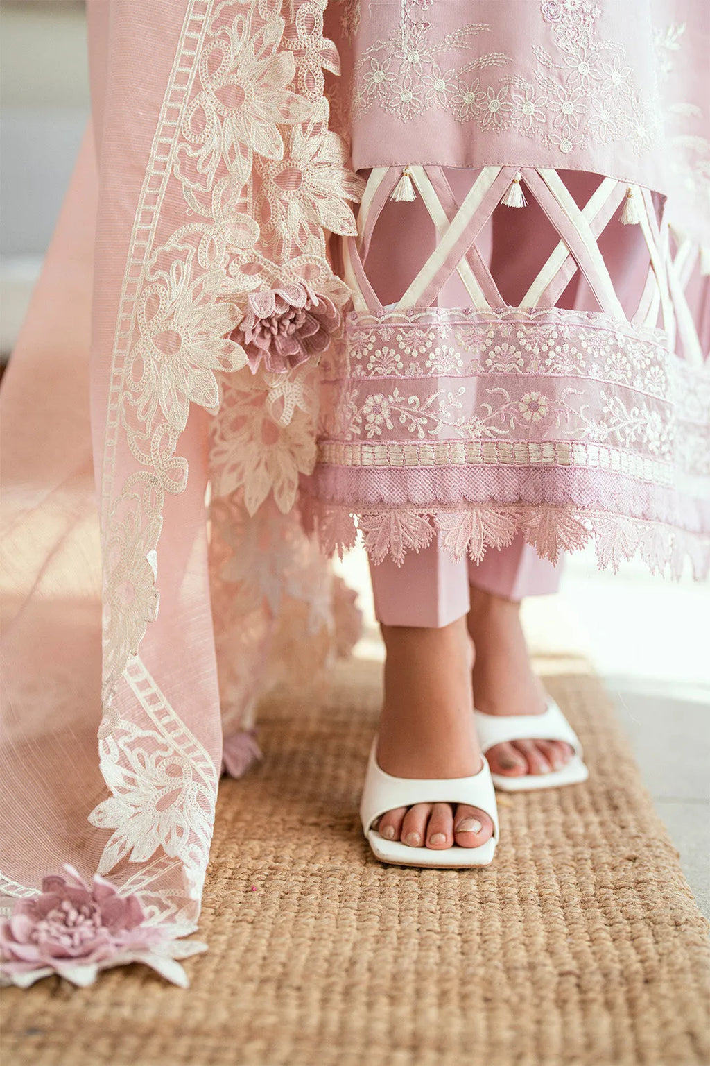 SIDRA FAHAD ANAYA LAWN D-01