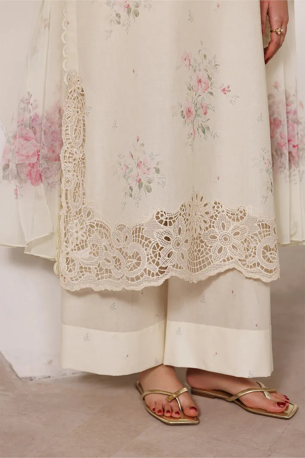 IZNIK EXCLUSIVE LAWN UE-632