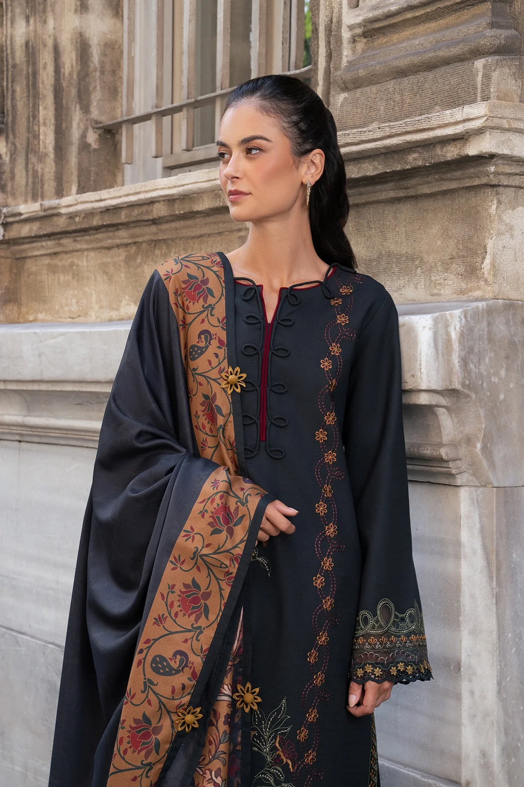 RANG RASIYA MEET ME IN ISTANBUL VELORA
