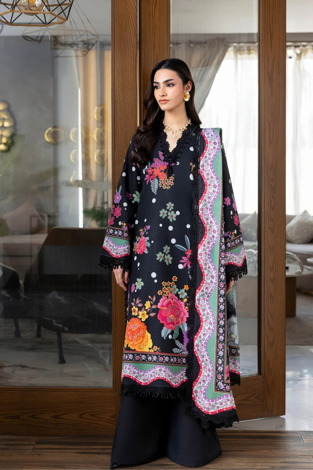 NAQSH MIDNIGHT MEADOW NOIR