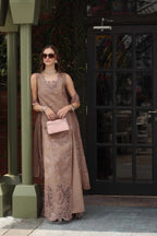 NOOR BY SAADIA ASAD LUXE CHIKANKARI D-12