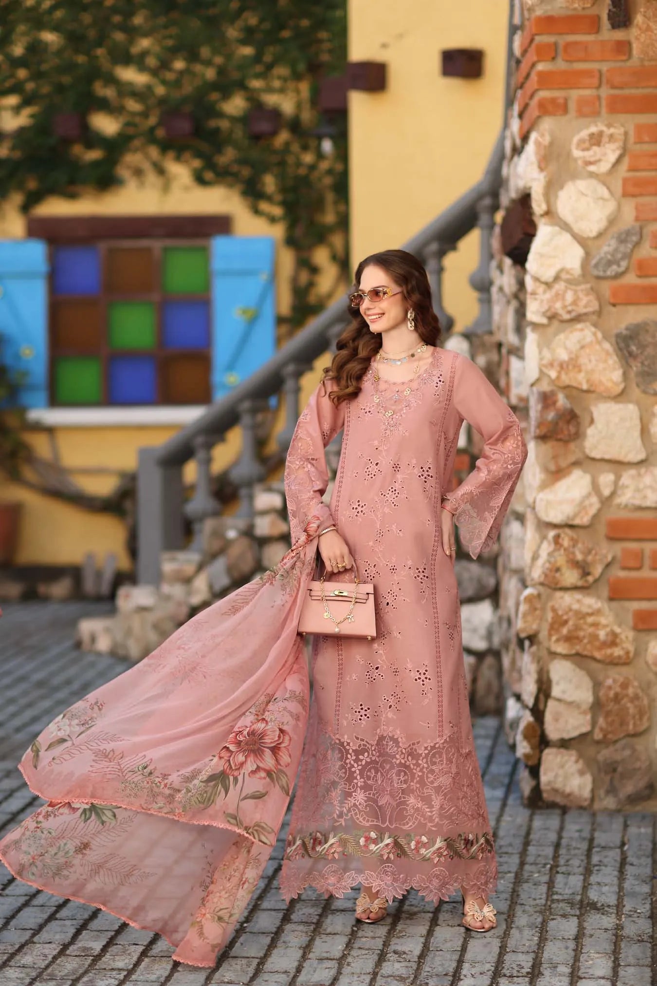 NOOR BY SAADIA ASAD D8-B