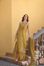 NOOR BY SAADIA ASAD D2-B