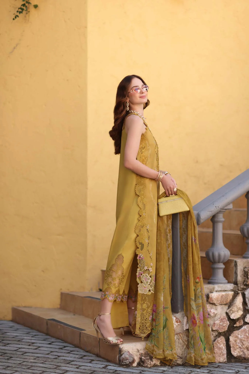 NOOR BY SAADIA ASAD D2-B