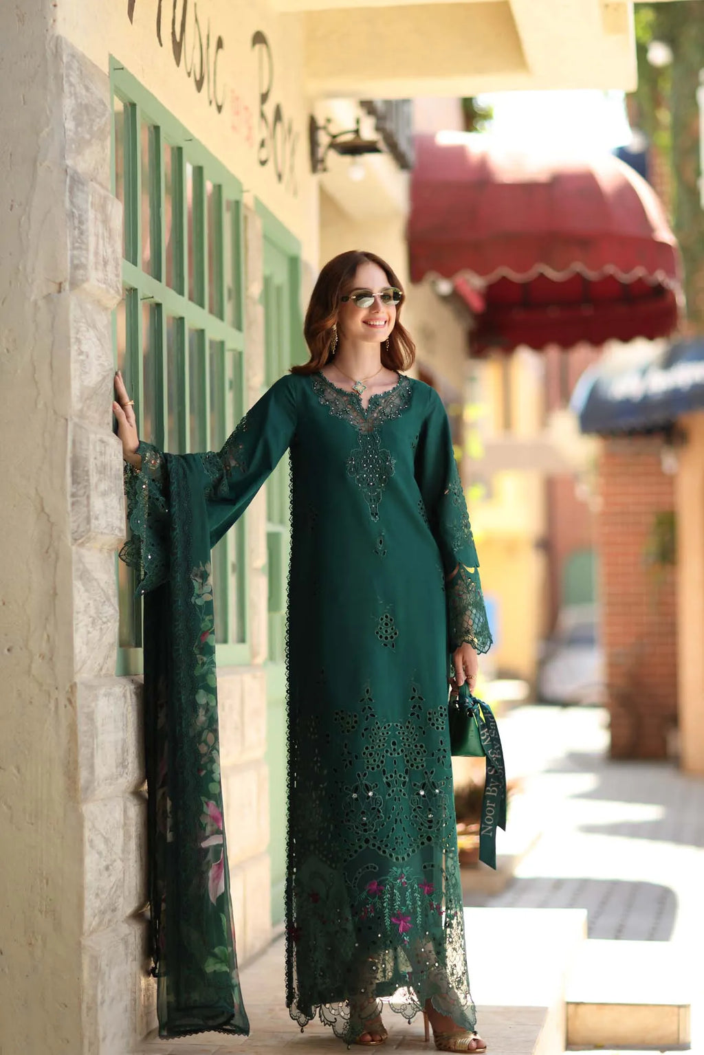 NOOR BY SAADIA ASAD D6-B