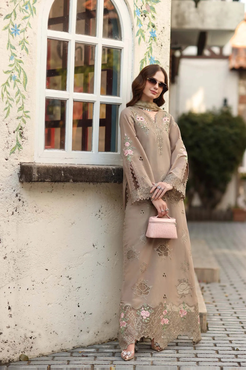 NOOR BY SAADIA ASAD D3-B