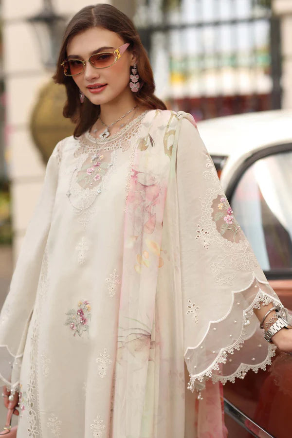 NOOR BY SAADIA ASAD LUXE CHIKANKARI D-02