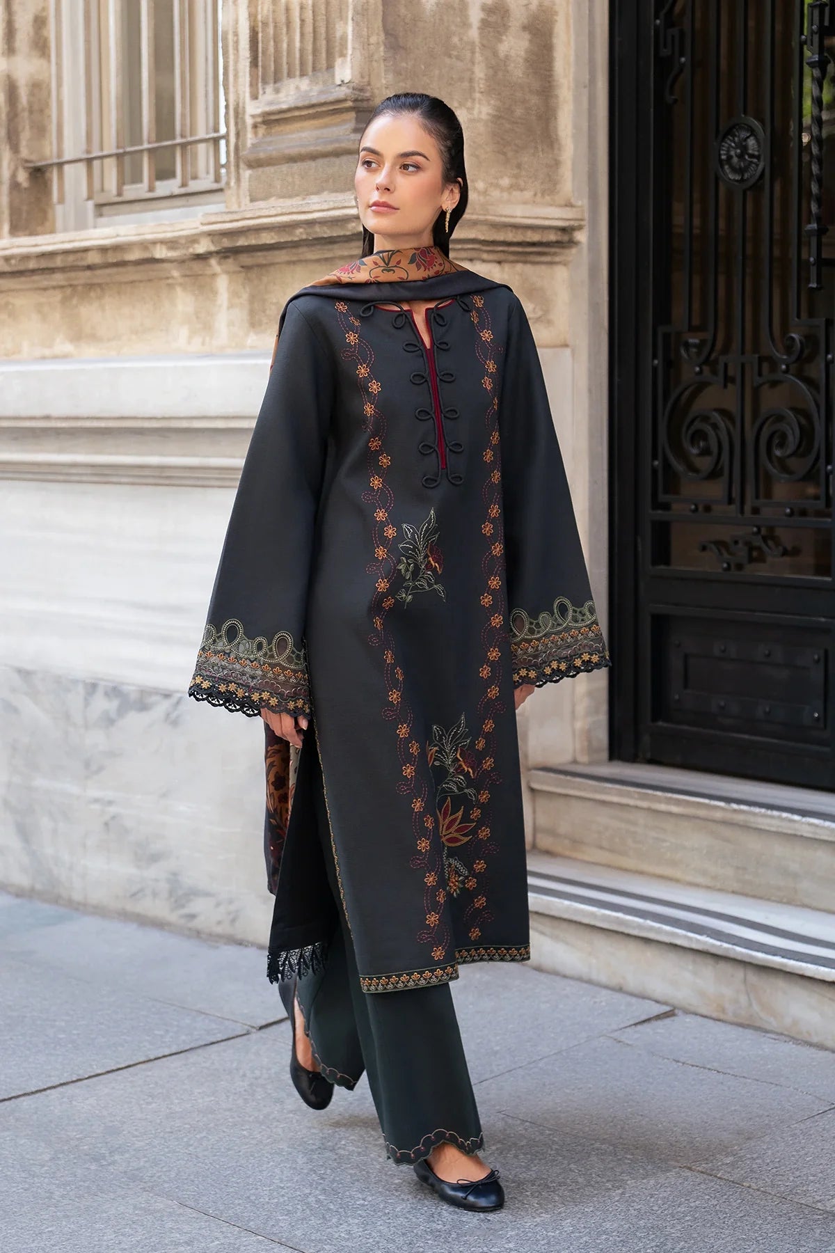 RANG RASIYA MEET ME IN ISTANBUL VELORA