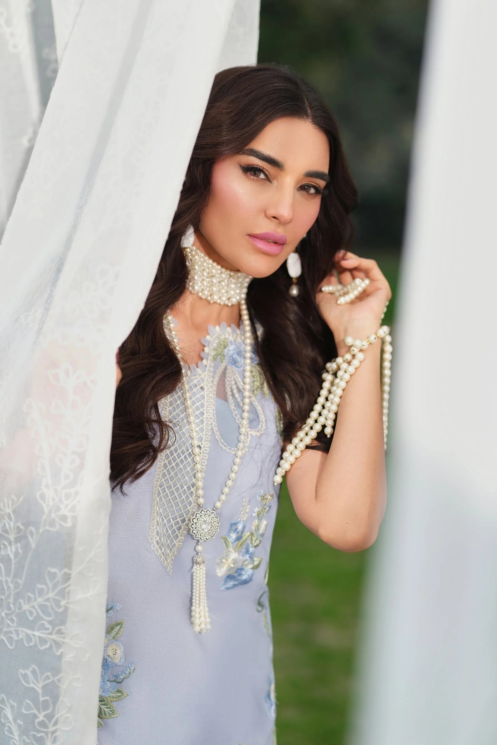 MARYAM HUSSAIN FLORAL TALE FROST