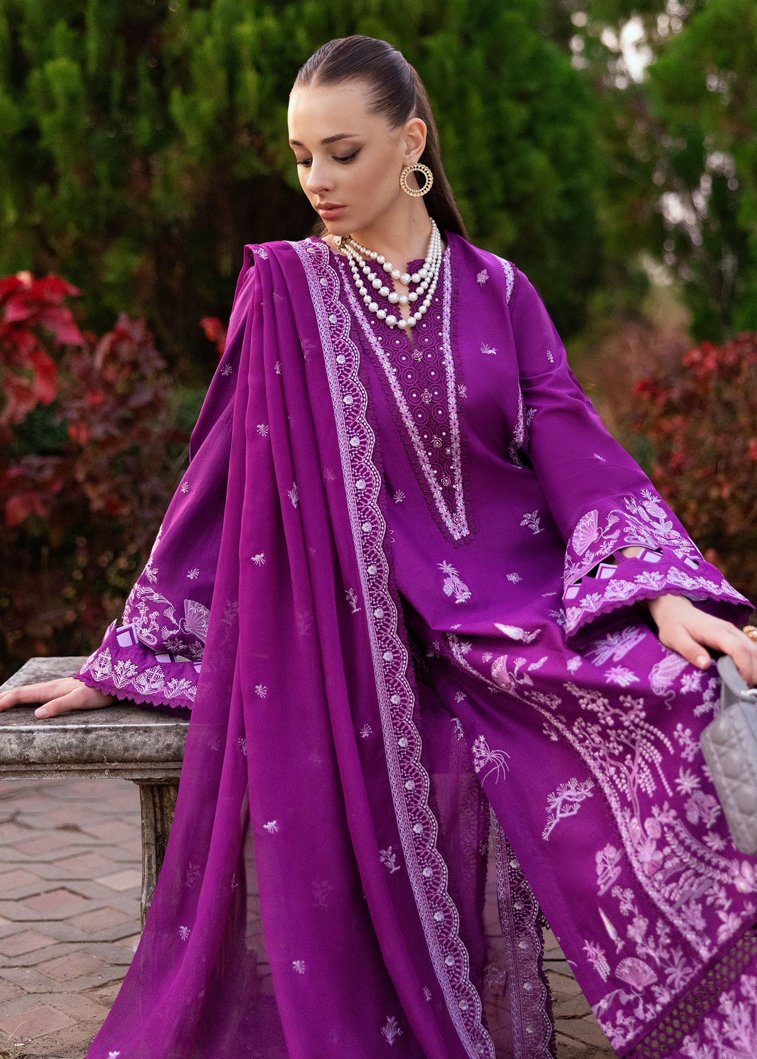 KANWAL MALIK CYRA
