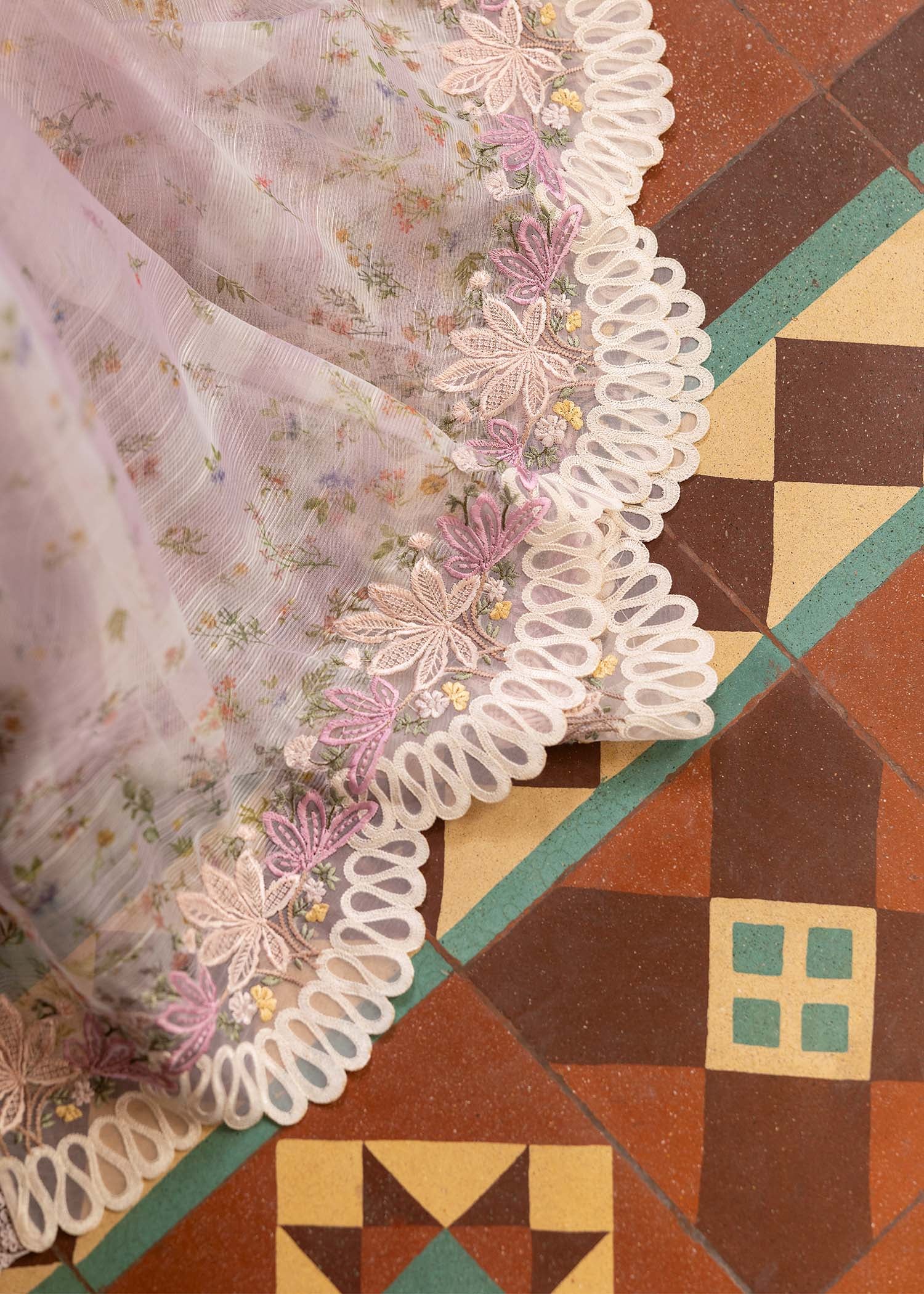 STITCHED BY CC D-08A SAIRA SHKIRA 3PC