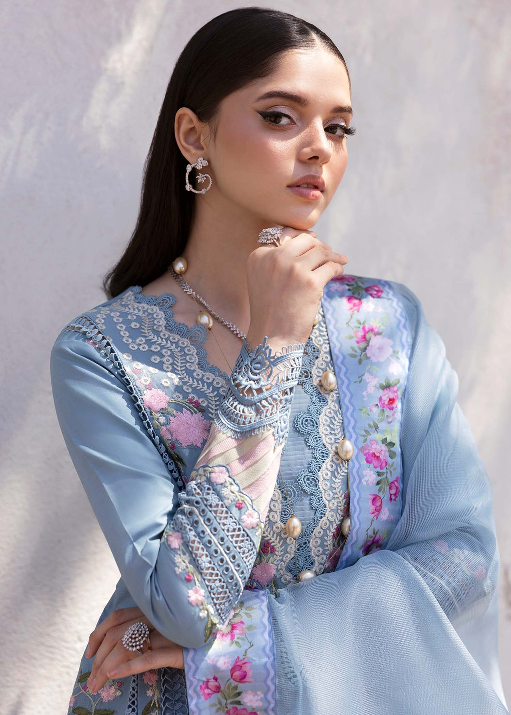 SAIRA SHAKIRA BLOOM D-01B