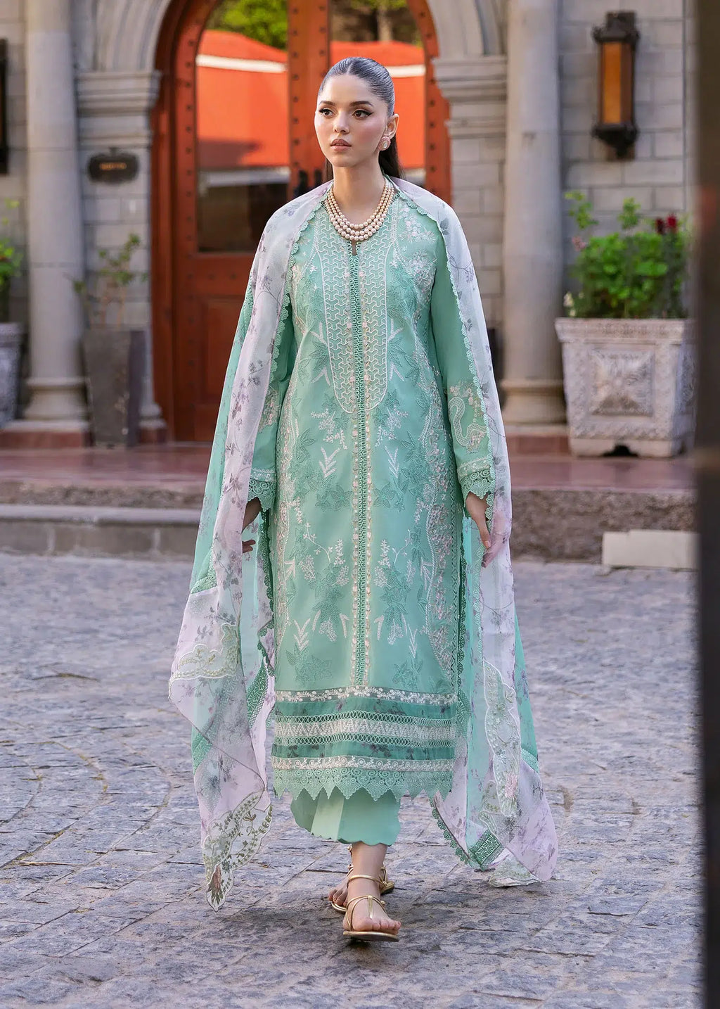 SAIRA SHAKIRA BLOOM D-03B