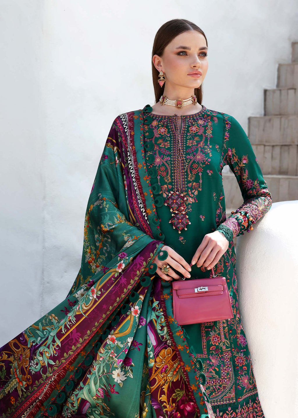 KANWAL MALIK ELYSIA SIERAA