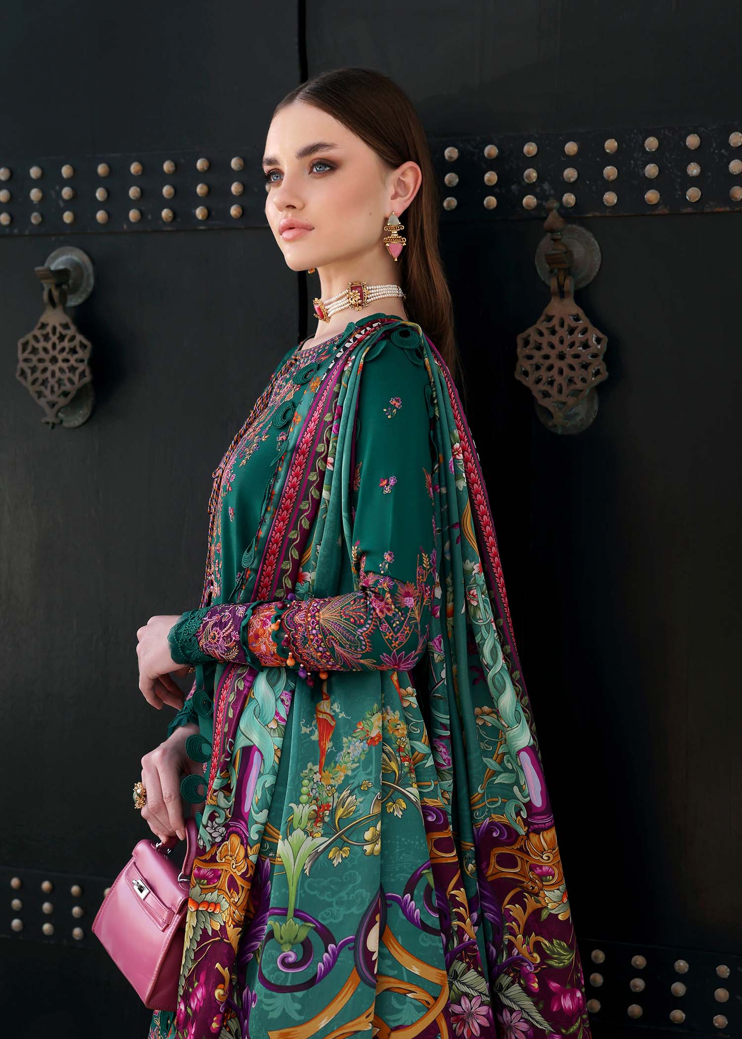 KANWAL MALIK ELYSIA SIERAA