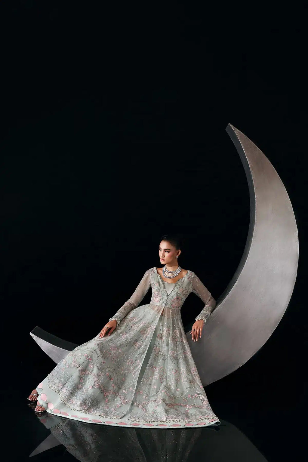 ZARPOSH MOONLIT MUSE VERAE