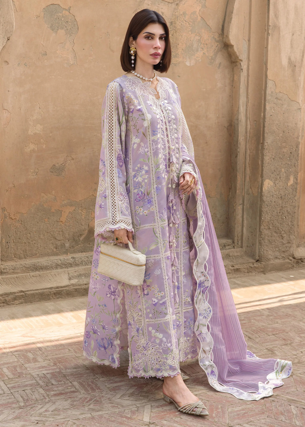 FLOW BY CRIMSON LAWN D-2B