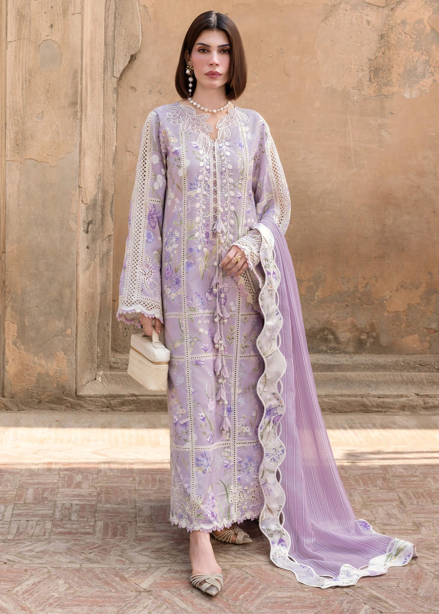 FLOW BY CRIMSON LAWN D-2B