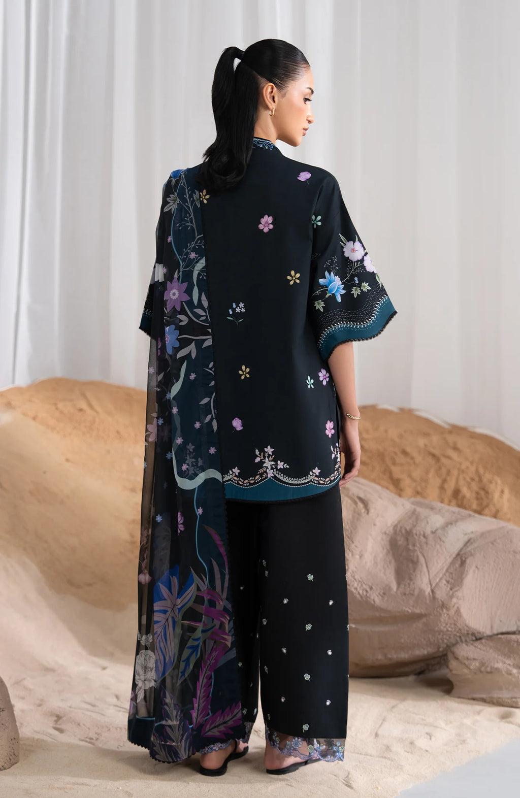SERAN NYSA CMBRIC UNSTITCHED D-06