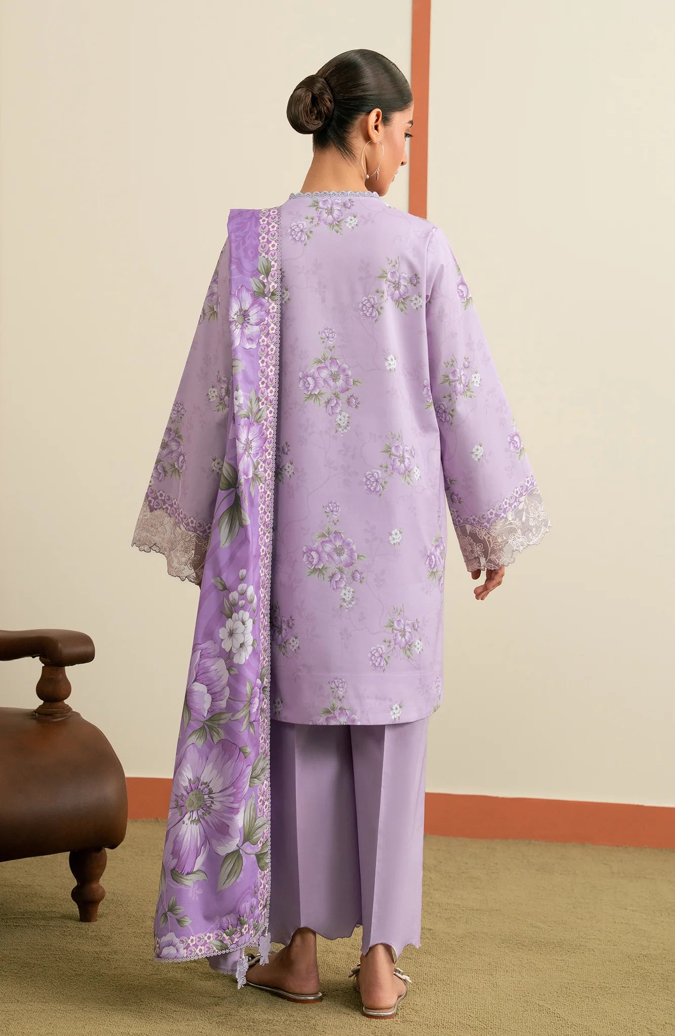 SERAN ESSENTIALS 26  D-03