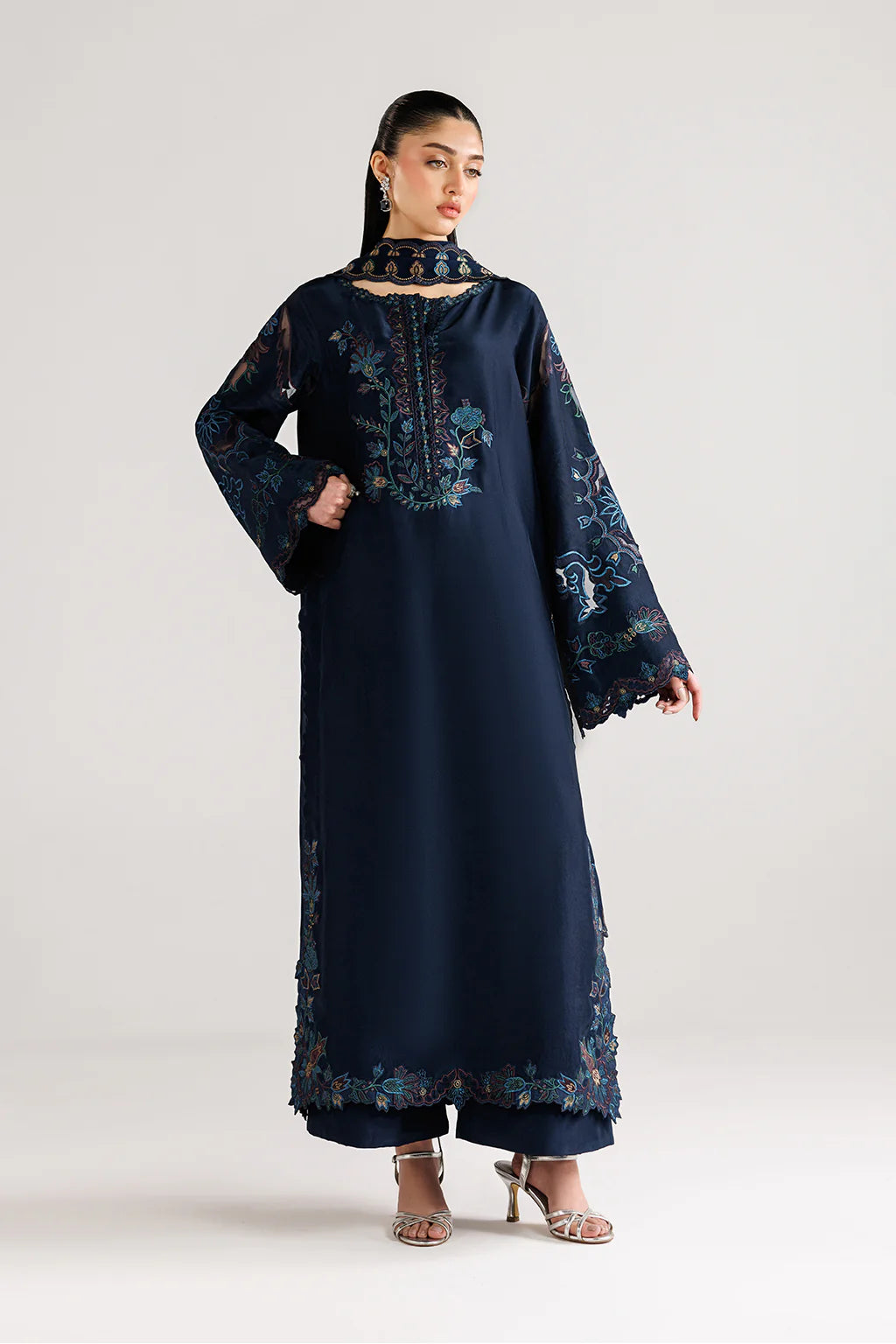 IZNIK UE-654 3PC