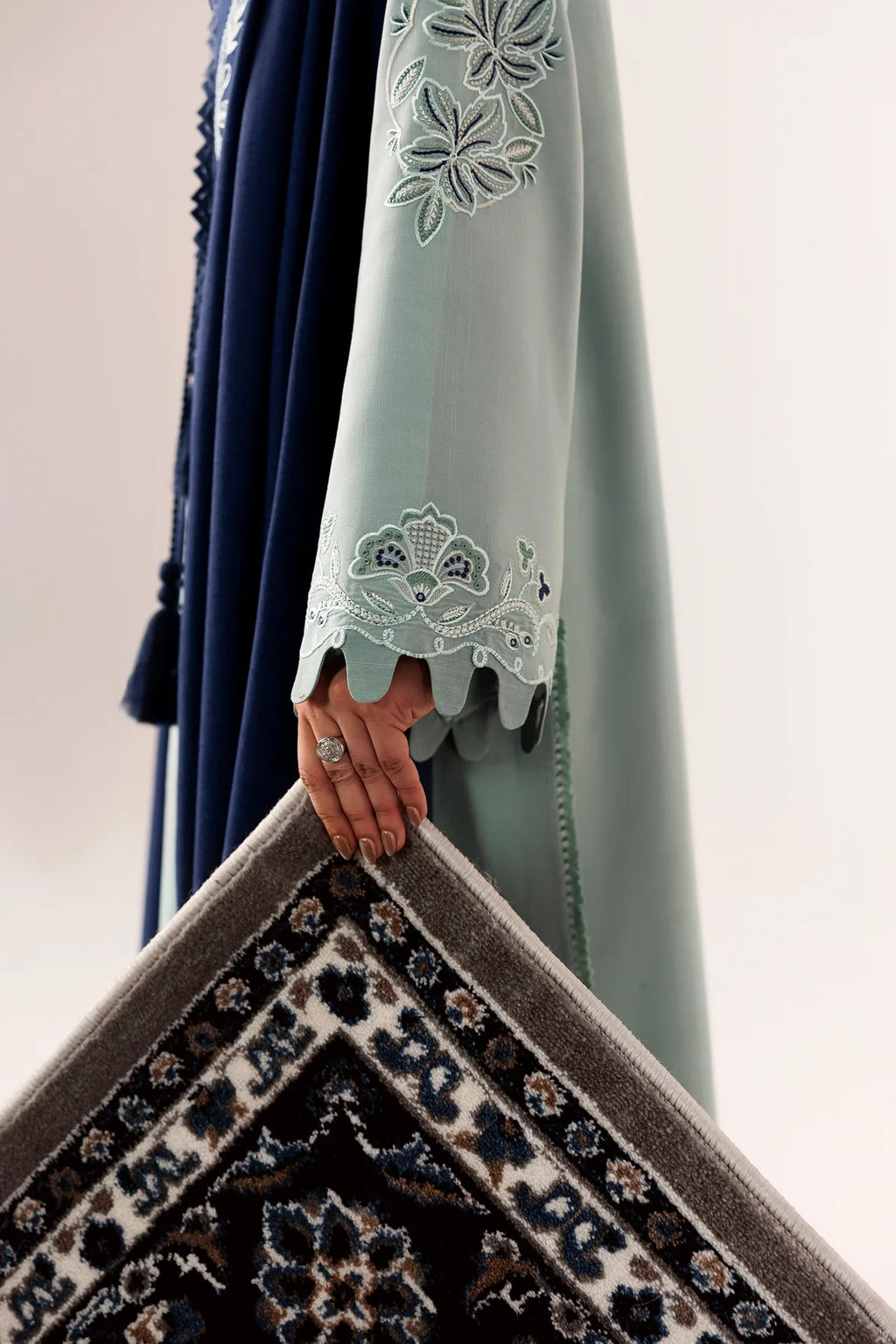 QALAMKAR QLINE LINEN TALIYA