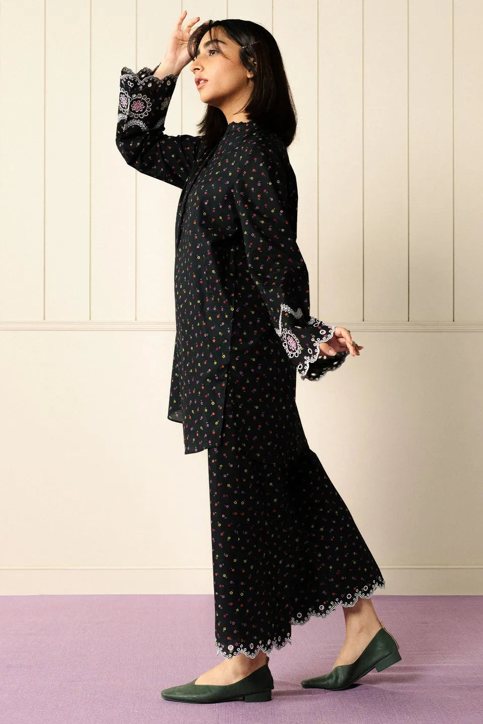 ZARA SHAHJAHAN  CR26C0007 2PC