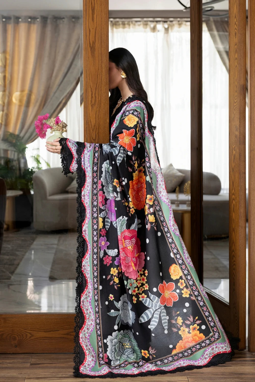 NAQSH MIDNIGHT MEADOW NOIR