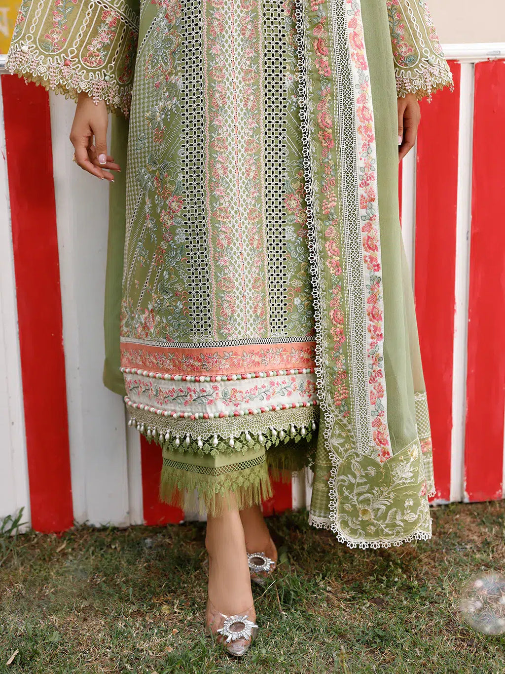BINILYAS CARNIVAL D-33A