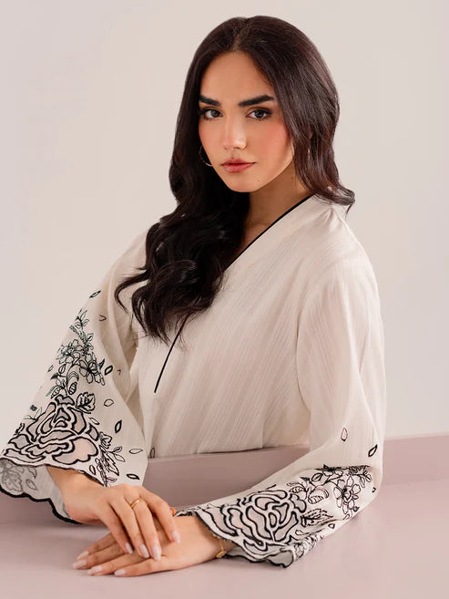 KIARA NOIRVALE 2PC