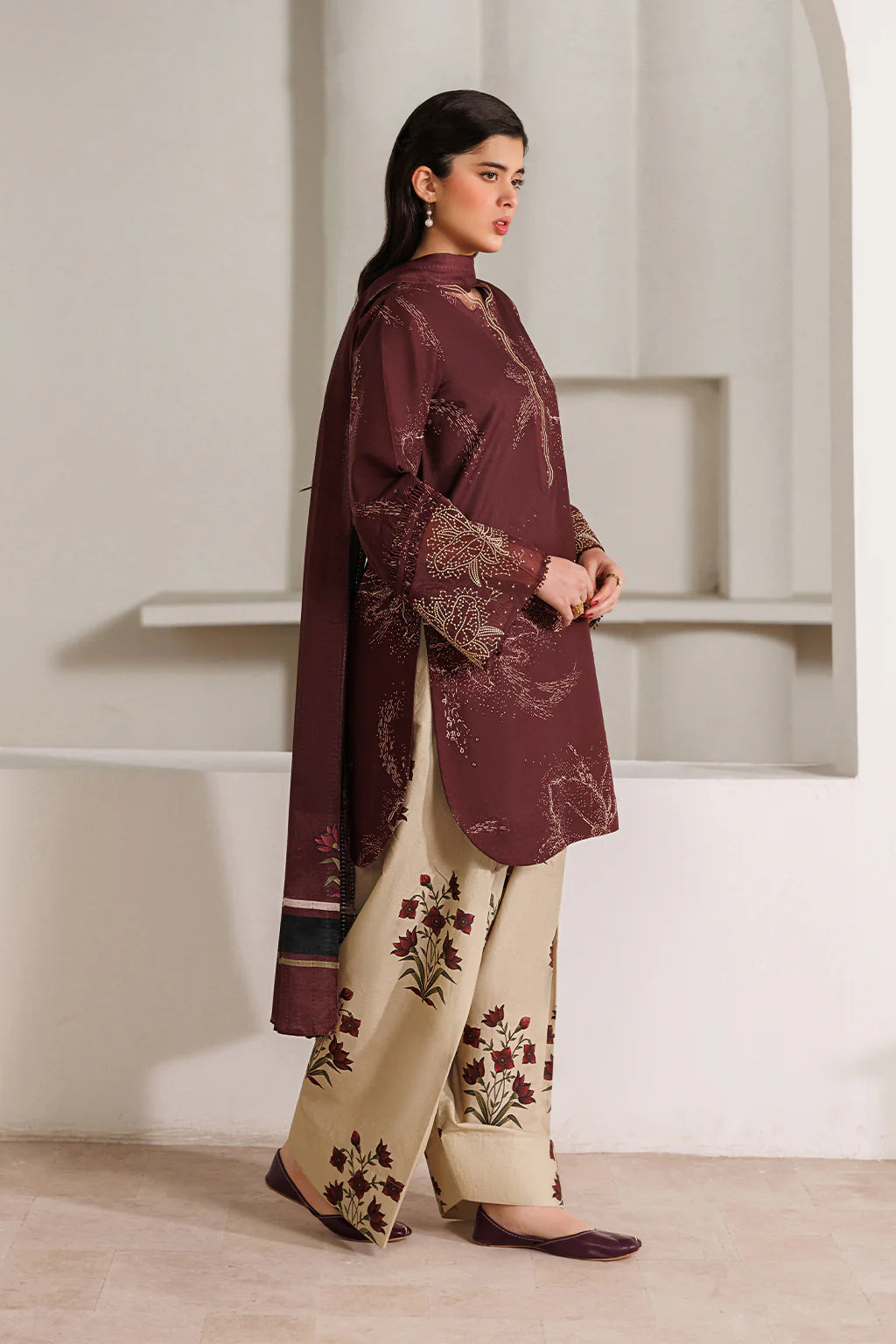IZNIK EXCLUSIVE LAWN UE-642