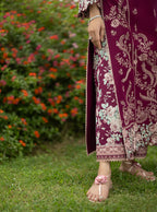 ZAINAB CHOTTANI LUXE LAWN D-07