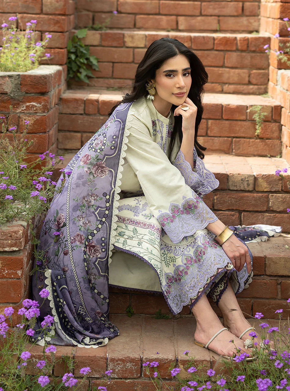 ZAINAB CHOTTANI LUXE LAWN D-04