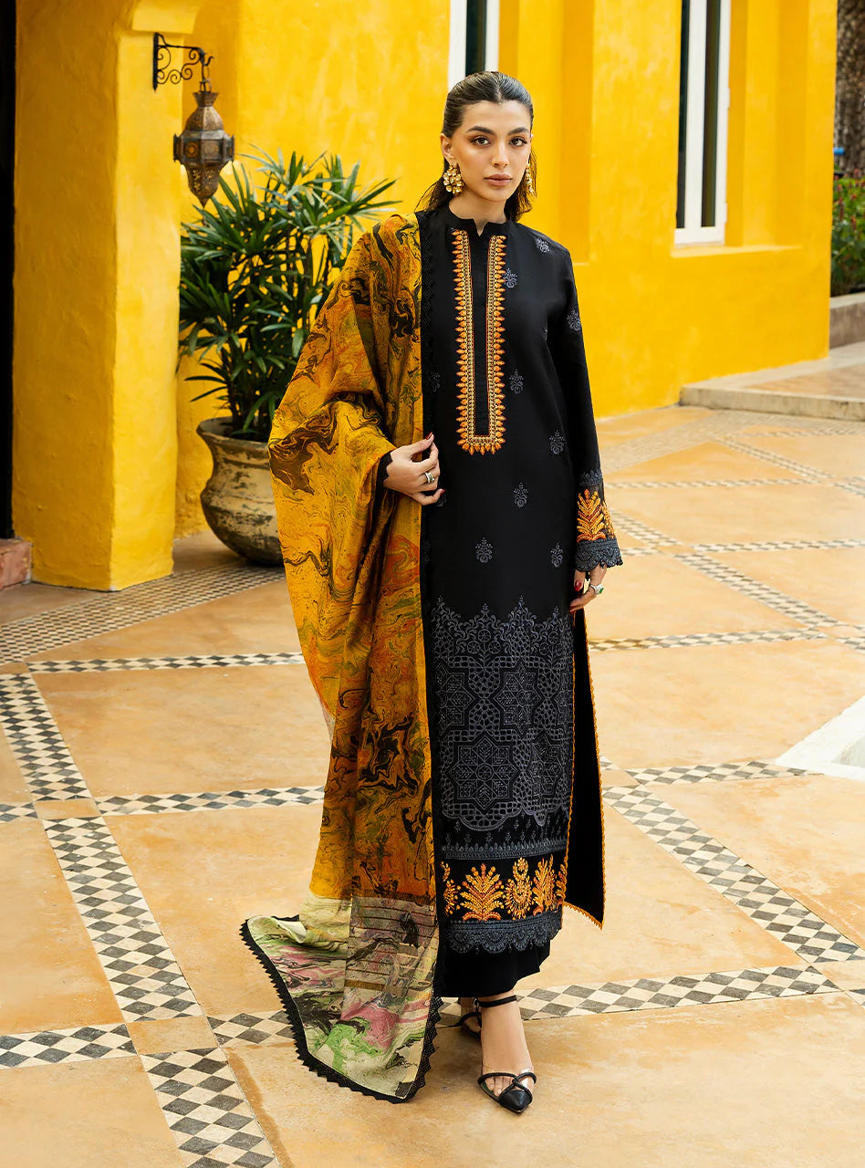 ZAINAB CHOTTANI CHIKANKARI D-05B