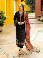 ZAINAB CHOTTANI CHIKANKARI D-05A
