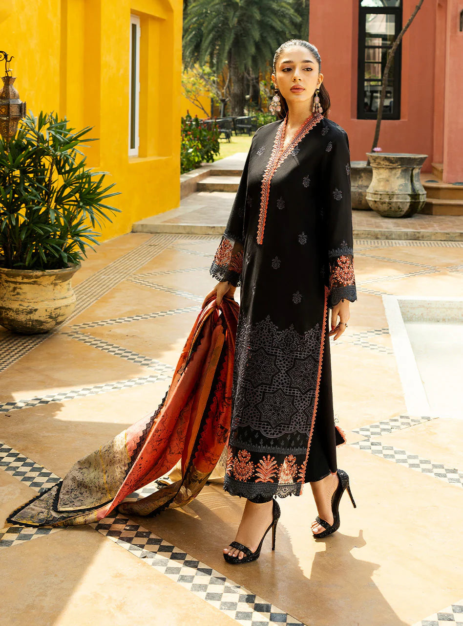 ZAINAB CHOTTANI CHIKANKARI D-05A