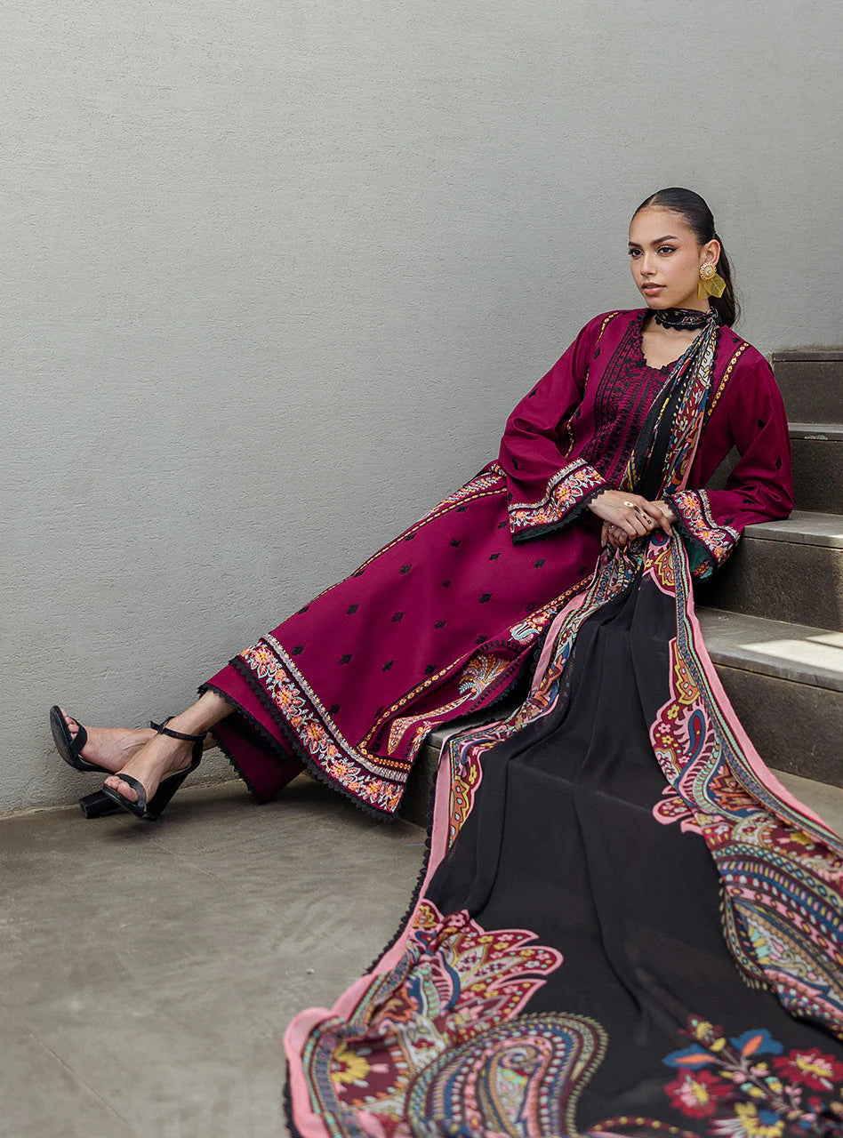 ZAINAB CHOTTANI TAHRA D-12