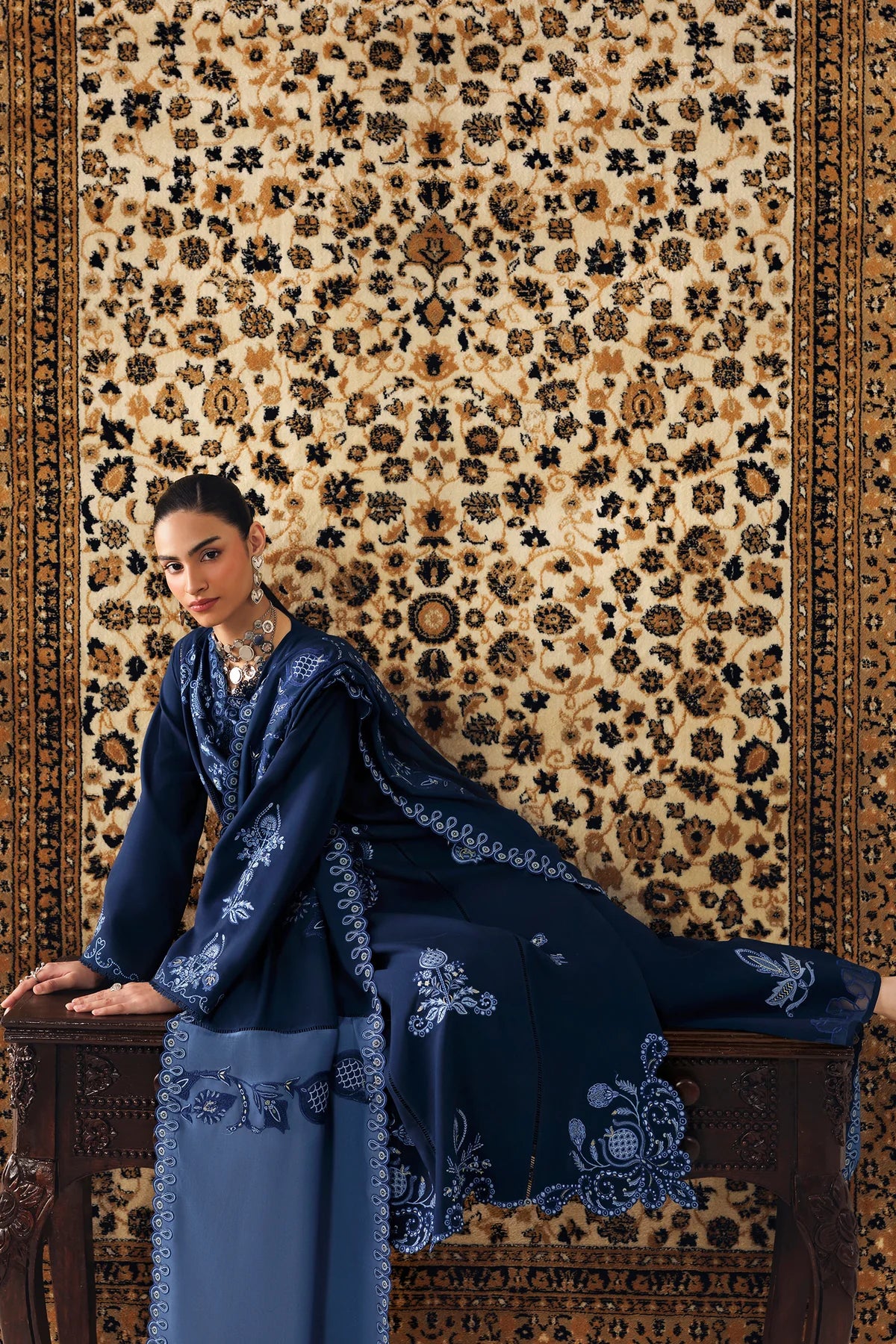QALAMKAR QLINE LINEN SERAN