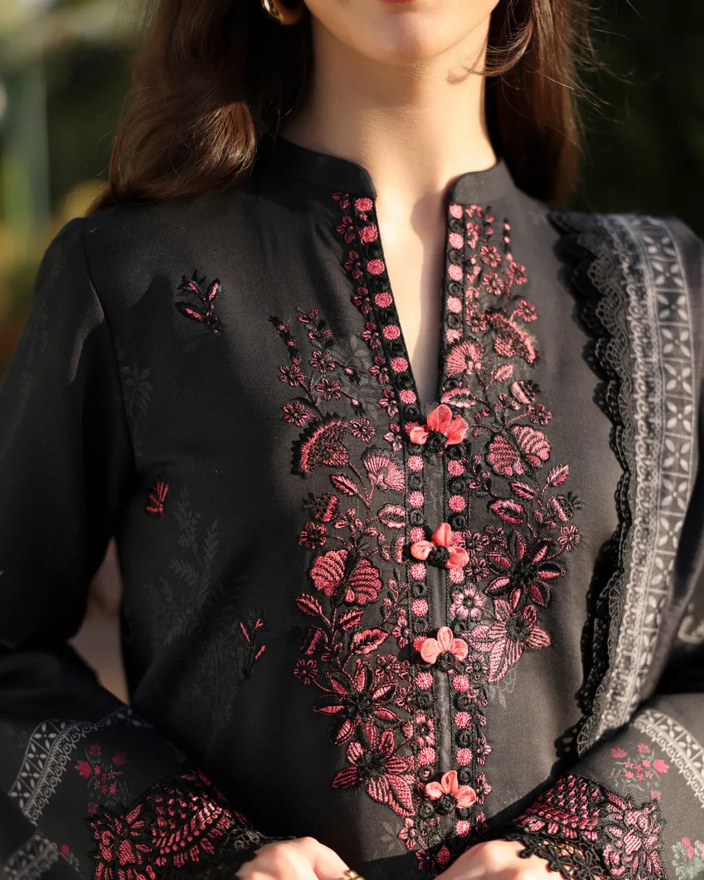 AYLLEEN NAQSH MEHRAB