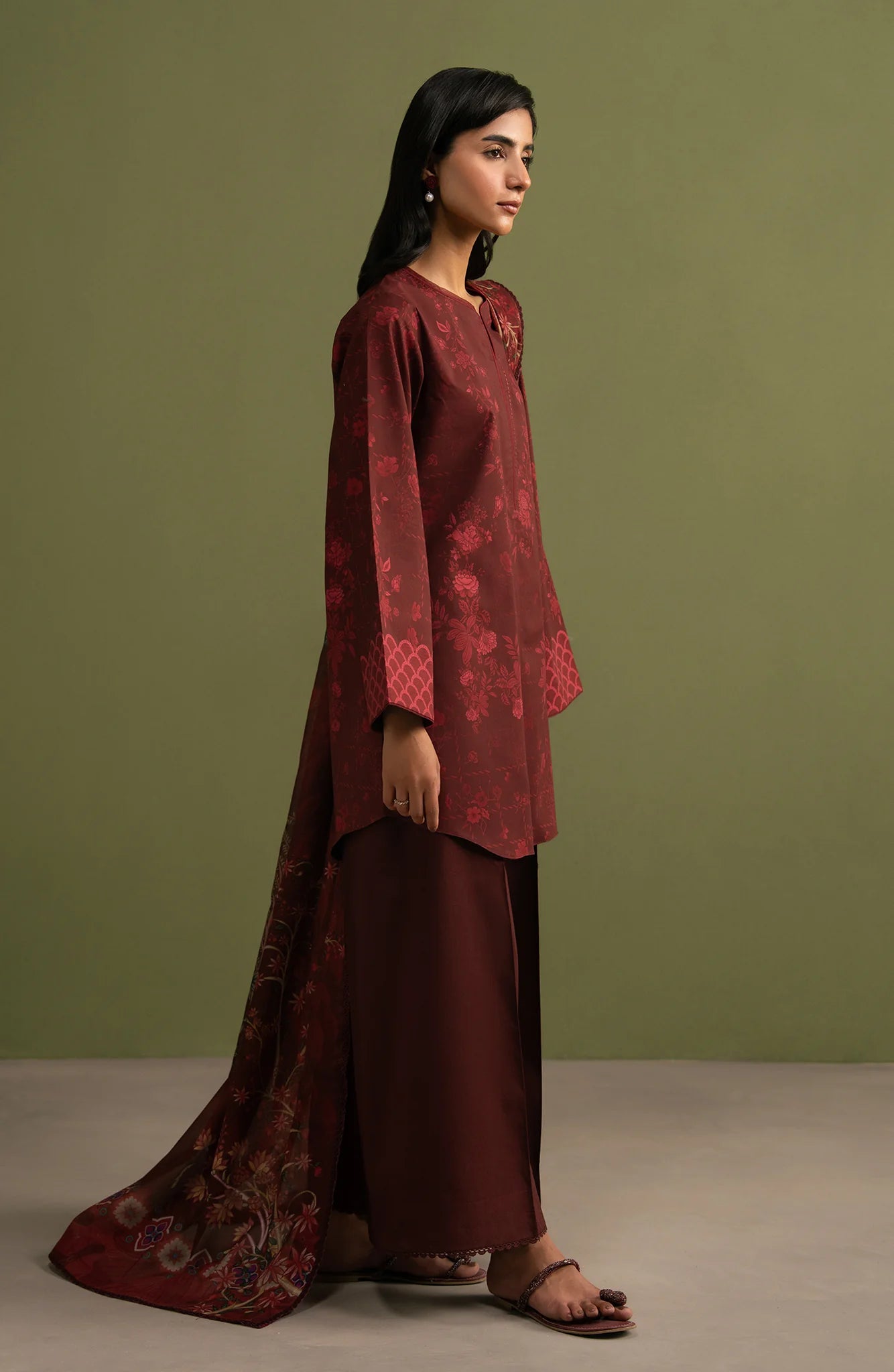 SERAN ESSENTIALS D-02