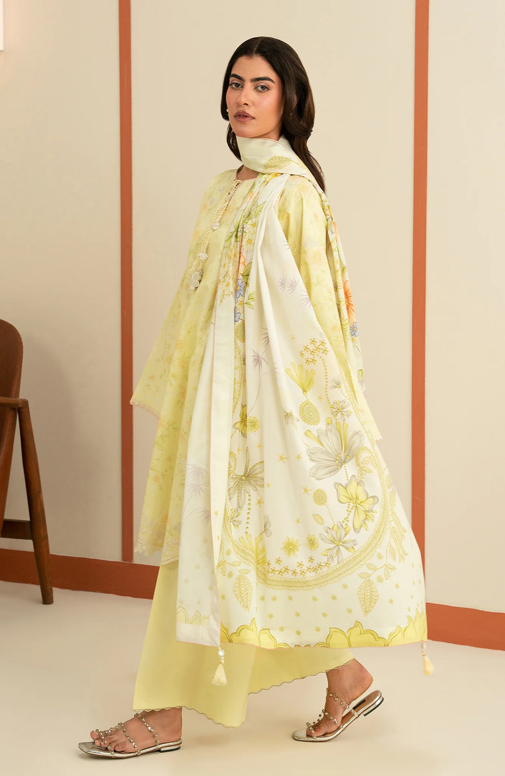 SERAN ESSENTIALS 26  D-04