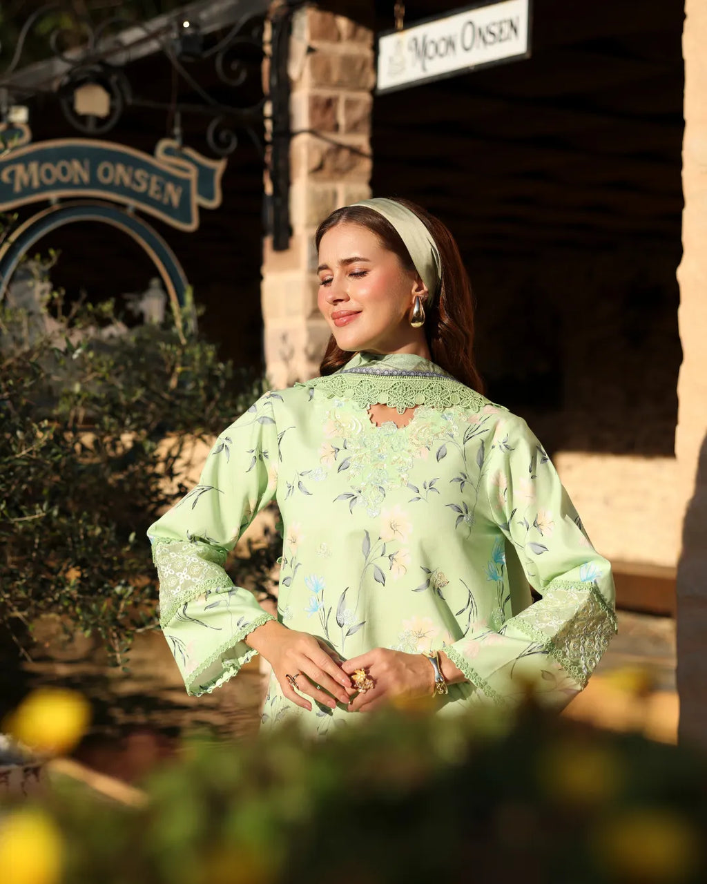 AYLLEEN NAQSH RONAQ
