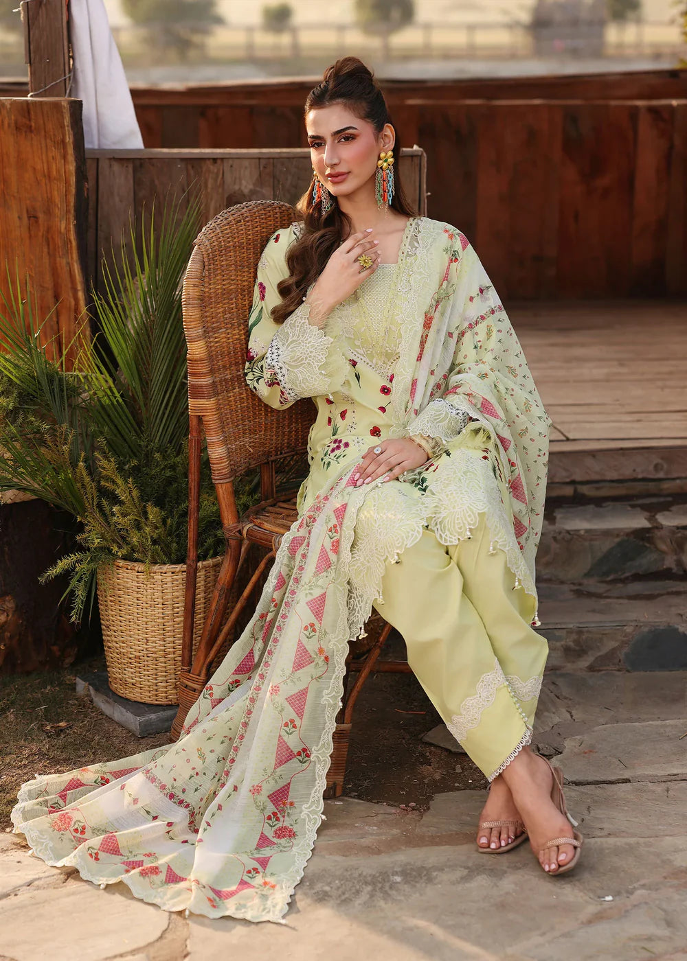 SARDINIA FESTIVE LAWN  SUNLIT