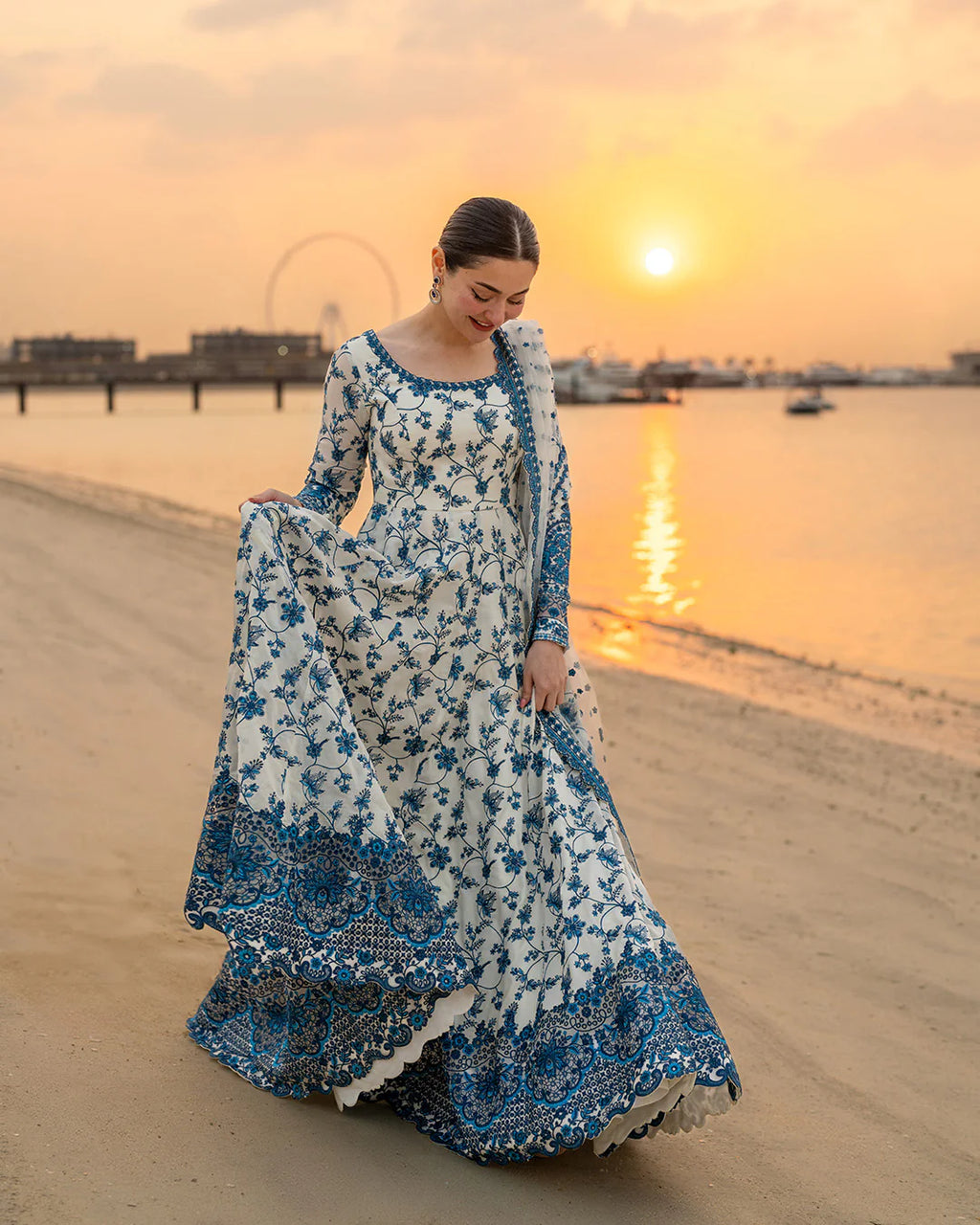 FAIZA SAQLAIN AYA LUXURY JEHONA