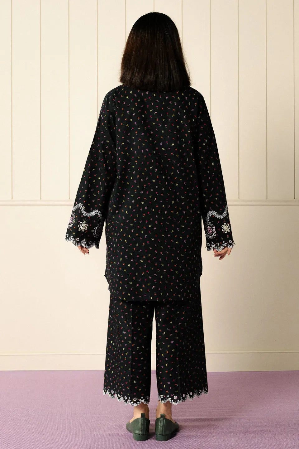ZARA SHAHJAHAN  CR26C0007 2PC