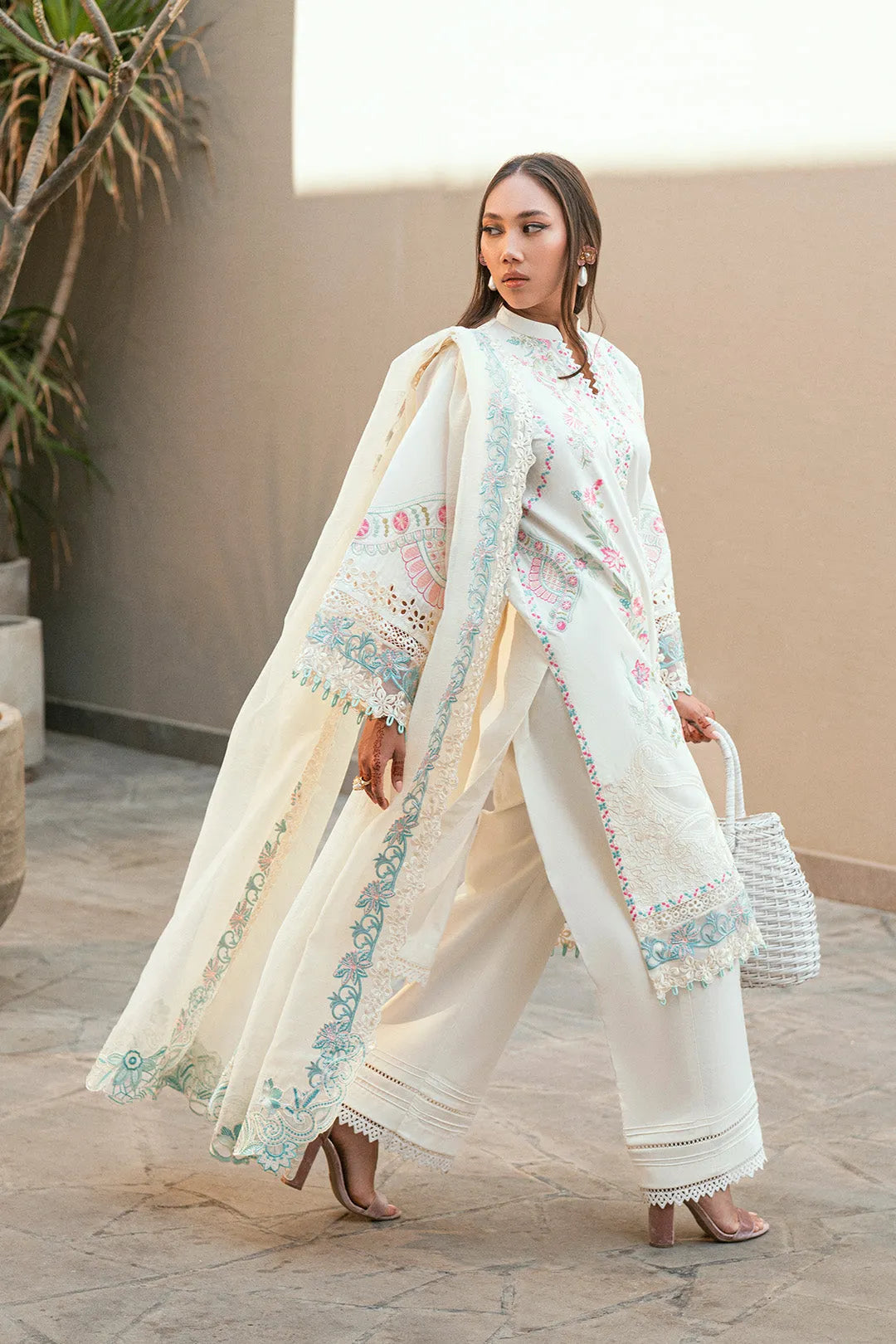 SIDRA FAHAD ANAYA LAWN D-02