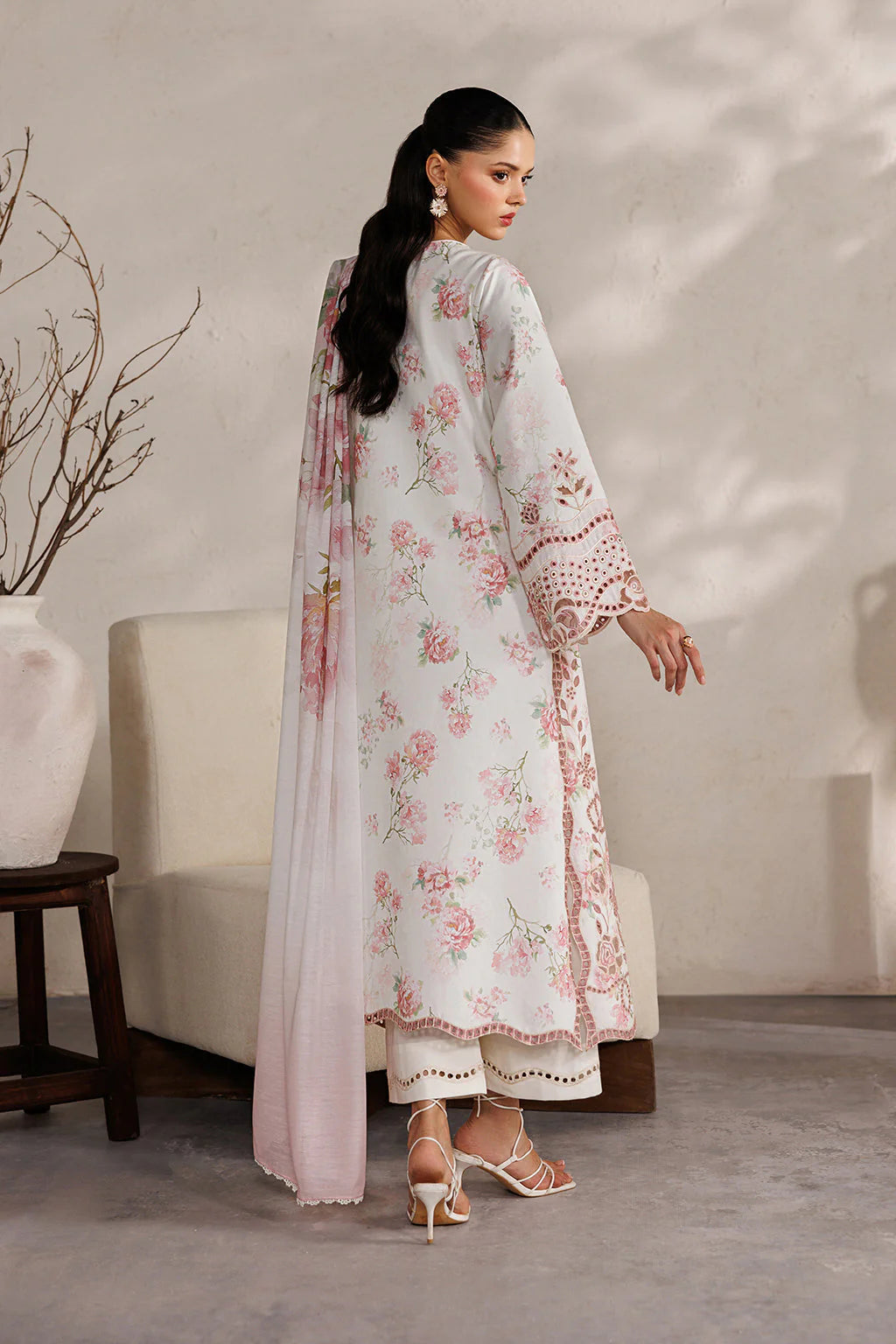 IZNIK FESTIVE LAWN IBE-04