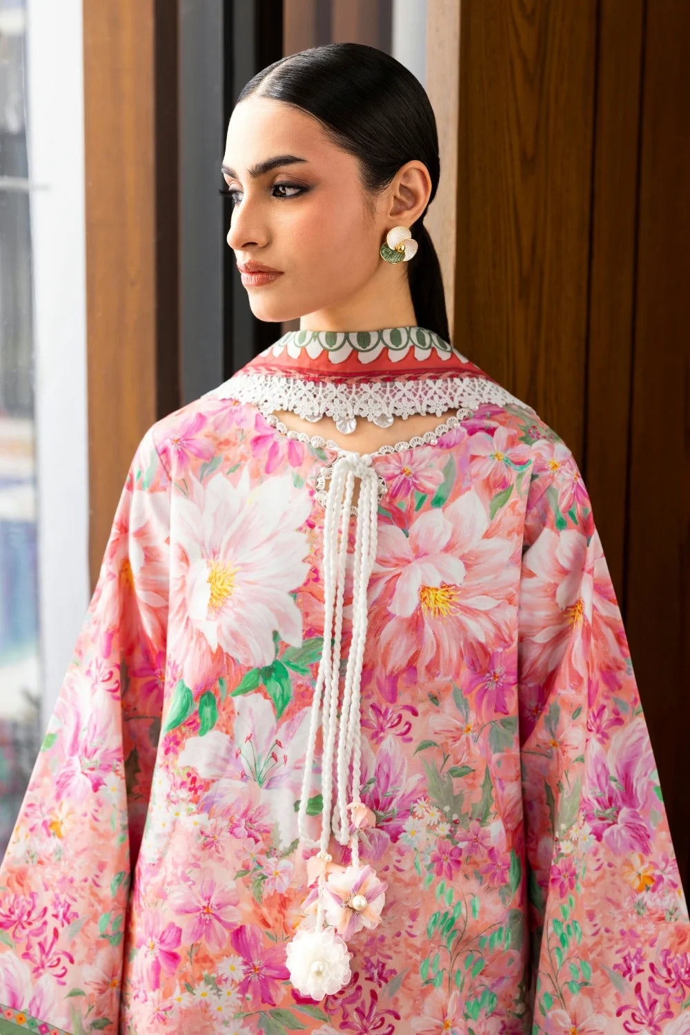 NAQSH MIDNIGHT MEADOW PEONY